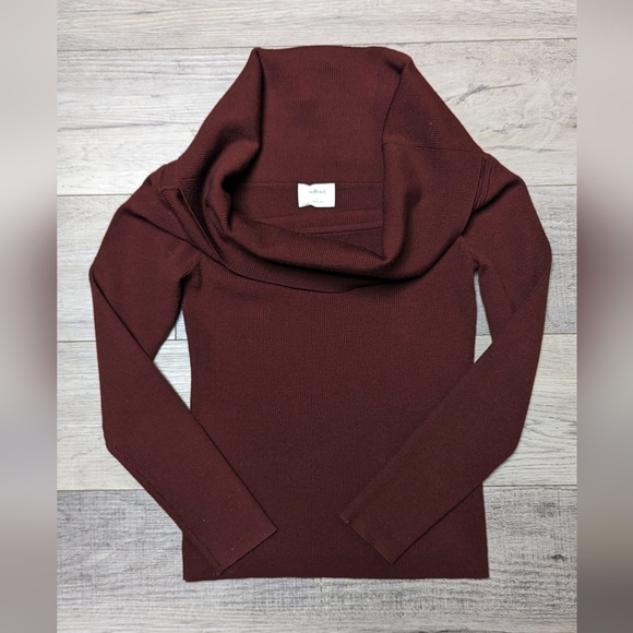 Aritzia Wilfred Croquis Sweater - Picture 1 of 7